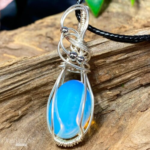 liebevoll handgefertigter Schmuck Anhänger - ein Drahtschmuck Unikat der Drahtkunst Manufaktur