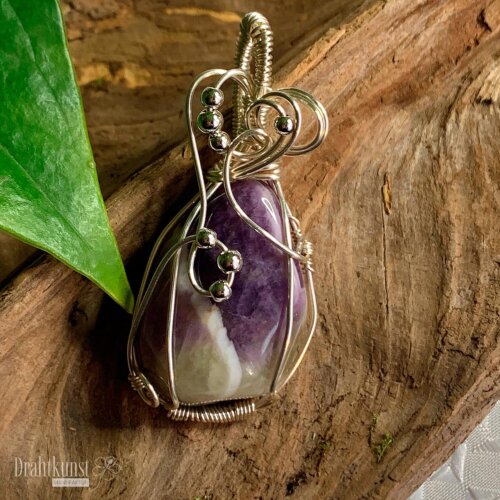 liebevoll handgefertigter Schmuck Anhänger - ein Drahtschmuck Unikat der Drahtkunst Manufaktur