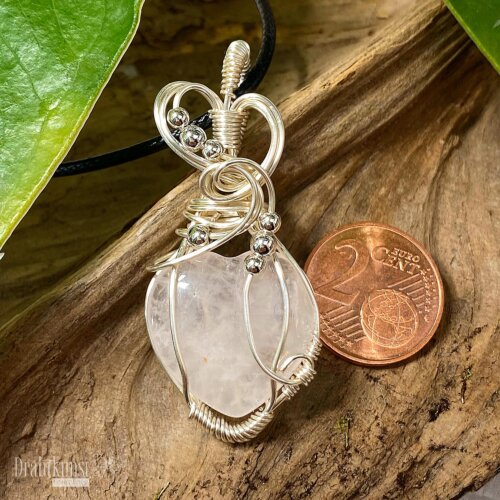 liebevoll handgefertigter Schmuck Anhänger - ein Drahtschmuck Unikat der Drahtkunst Manufaktur