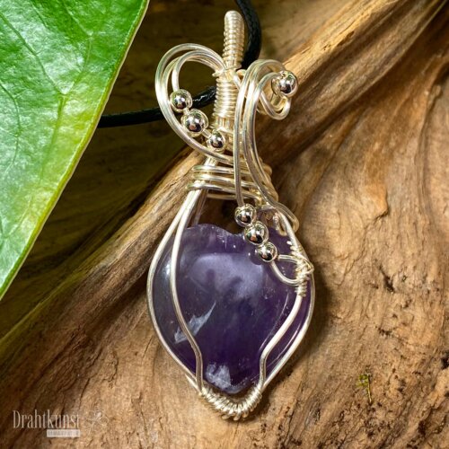 liebevoll handgefertigter Schmuck Anhänger - ein Drahtschmuck Unikat der Drahtkunst Manufaktur