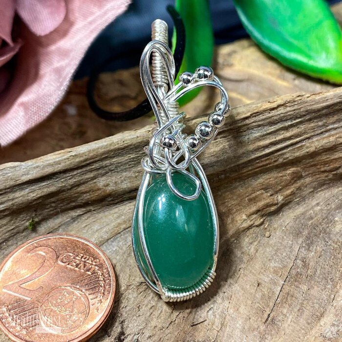 liebevoll handgefertigter Schmuck Anhänger - ein Drahtschmuck Unikat der Drahtkunst Manufaktur