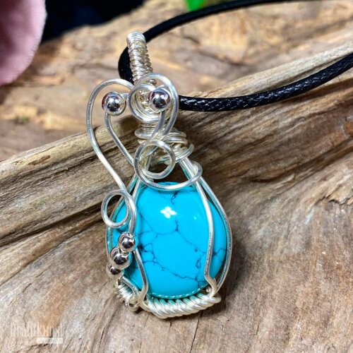 liebevoll handgefertigter Schmuck Anhänger - ein Drahtschmuck Unikat der Drahtkunst Manufaktur