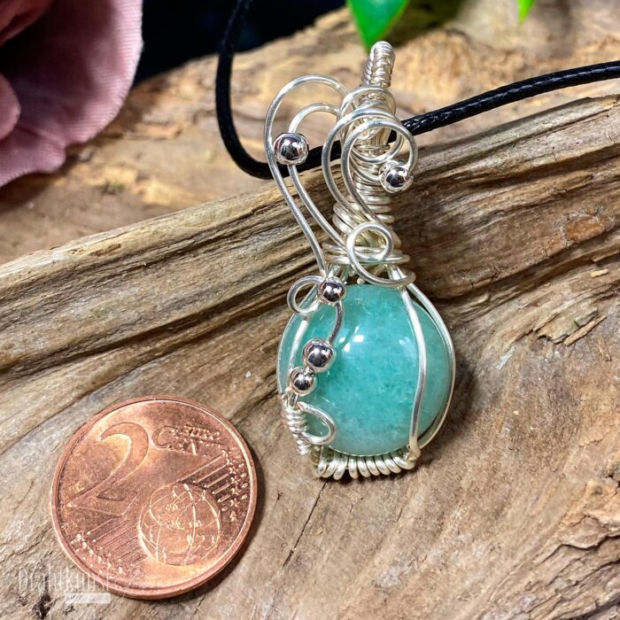 liebevoll handgefertigter Schmuck Anhänger - ein Drahtschmuck Unikat der Drahtkunst Manufaktur