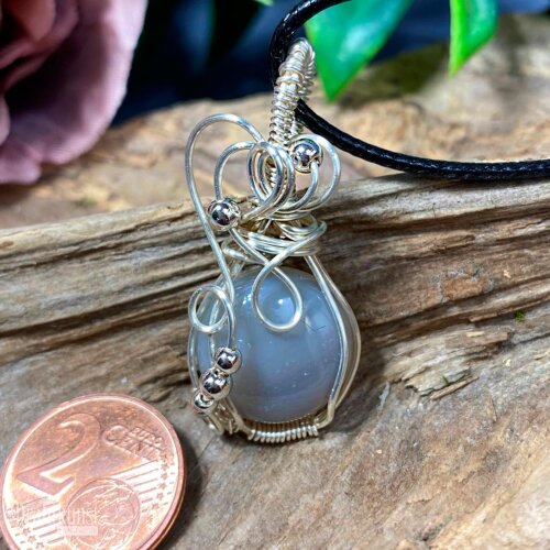 liebevoll handgefertigter Schmuck Anhänger - ein Drahtschmuck Unikat der Drahtkunst Manufaktur