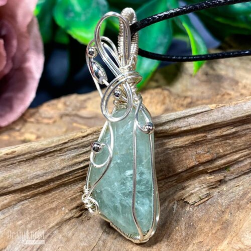 liebevoll handgefertigter Schmuck Anhänger - ein Drahtschmuck Unikat der Drahtkunst Manufaktur