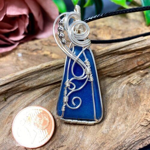 liebevoll handgefertigter Schmuck Anhänger - ein Drahtschmuck Unikat der Drahtkunst Manufaktur