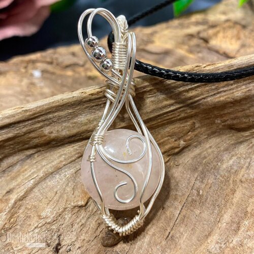 liebevoll handgefertigter Schmuck Anhänger - ein Drahtschmuck Unikat der Drahtkunst Manufaktur