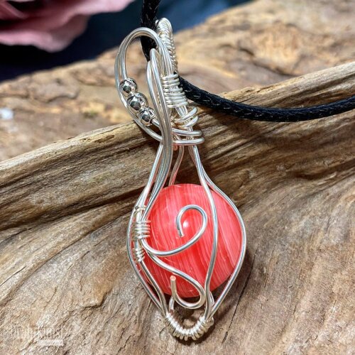 liebevoll handgefertigter Schmuck Anhänger - ein Drahtschmuck Unikat der Drahtkunst Manufaktur