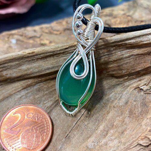 liebevoll handgefertigter Schmuck Anhänger - ein Drahtschmuck Unikat der Drahtkunst Manufaktur