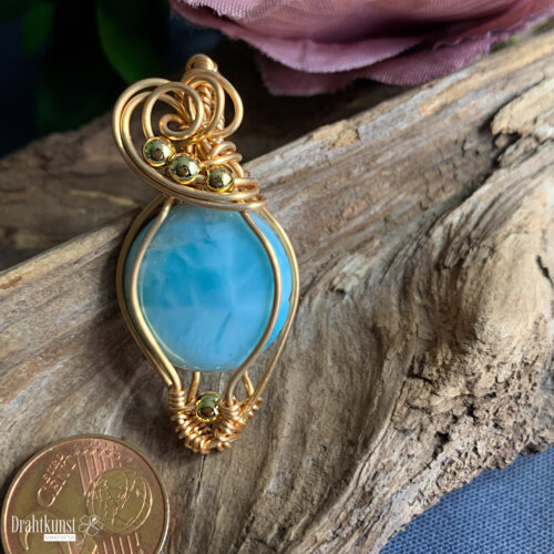 liebevoll handgefertigter Schmuck Anhänger - ein Drahtschmuck Unikat der Drahtkunst Manufaktur
