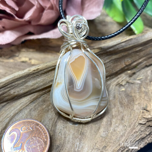 liebevoll handgefertigter Schmuck Anhänger - ein Drahtschmuck Unikat der Drahtkunst Manufaktur