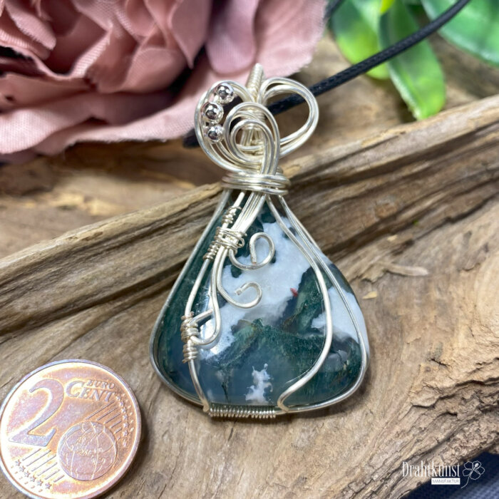 liebevoll handgefertigter Schmuck Anhänger - ein Drahtschmuck Unikat der Drahtkunst Manufaktur