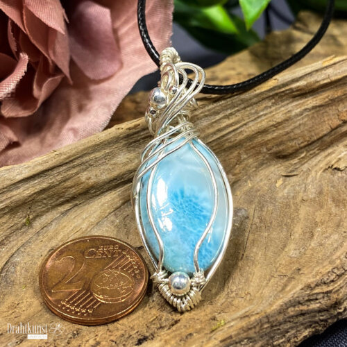 liebevoll handgefertigter Schmuck Anhänger - ein Drahtschmuck Unikat der Drahtkunst Manufaktur