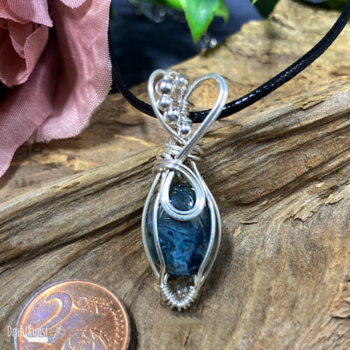 liebevoll handgefertigter Schmuck Anhänger - ein Drahtschmuck Unikat der Drahtkunst Manufaktur