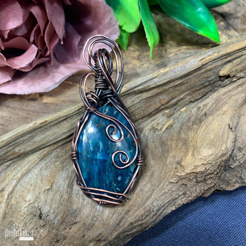 liebevoll handgefertigter Schmuck Anhänger - ein Drahtschmuck Unikat der Drahtkunst Manufaktur