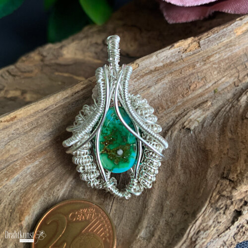 liebevoll handgefertigter Schmuck Anhänger - ein Drahtschmuck Unikat der Drahtkunst Manufaktur