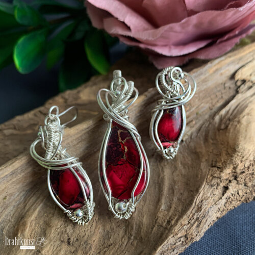 liebevoll handgefertigter Schmuck Anhänger - ein Drahtschmuck Unikat der Drahtkunst Manufaktur